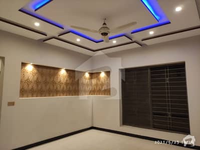 10 Marla Brand New Upper Portion For Rent In Mid Land Colony Near T Chowk Modal Town