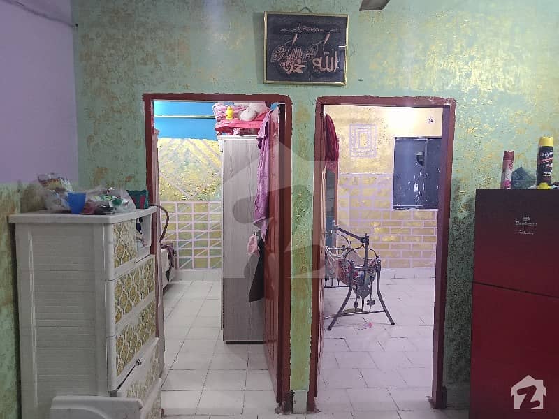 510  Square Feet Flat In Lyari Town For Sale At Good Location