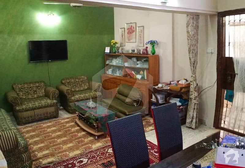 2 Bed Lounge  Flat For Rent