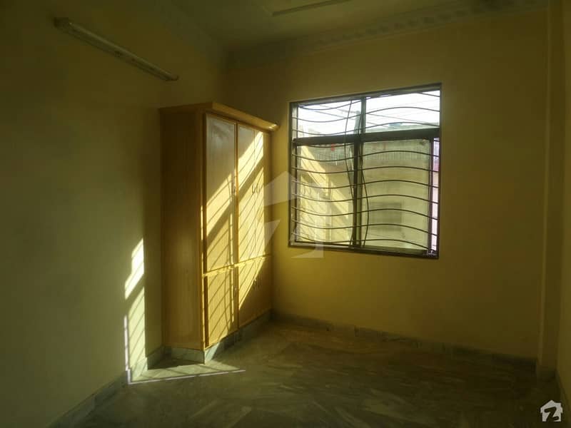 ایوب کالونی راولپنڈی میں 4 کمروں کا 5 مرلہ مکان 1 کروڑ میں برائے فروخت۔
