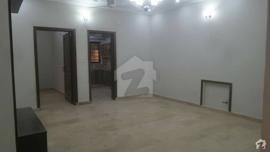 1350  Square Feet Upper Portion In Walait Homes Is Available