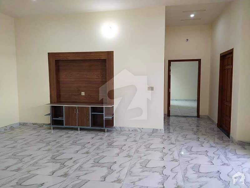 House Spread Over 4500  Square Feet In Madina Town Available