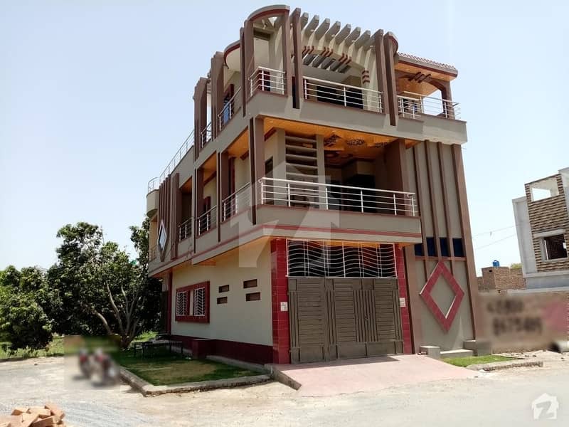 جناح پارک رحیم یار خان میں 5 مرلہ مکان 1.1 کروڑ میں برائے فروخت۔