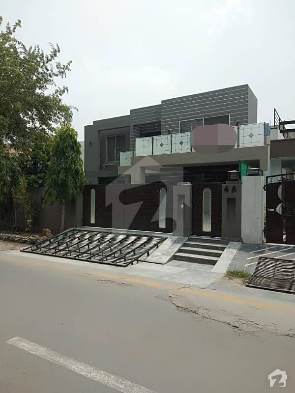 1 KANAL SLIGHLTY USED OWNER BUILD BUNGALOW FOR PCHS