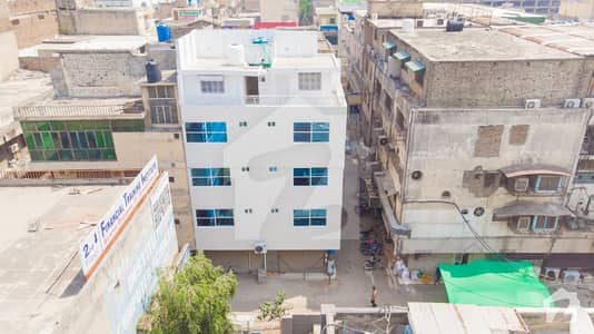 صدر راولپنڈی میں 2 مرلہ عمارت 10 کروڑ میں برائے فروخت۔