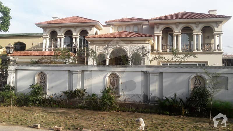 2 Kanal Slightly Used Mazhar Munir Design  Bungalow For Sale In Phase 2 Dha Lahore Cantt