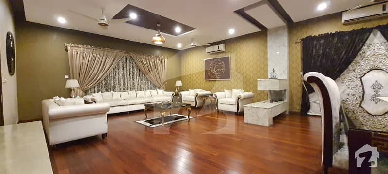 ایڈن سٹی ایڈن لاہور میں 5 کمروں کا 2 کنال مکان 6.6 کروڑ میں برائے فروخت۔