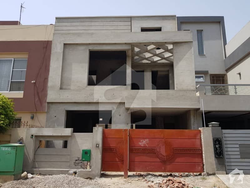 5 Marla Gray Structure House For Sale In Bb Block Bahria Town