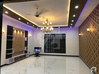 Extremely Beautiful Brand New 1 Kanal bungalow with Basement and Home Theater