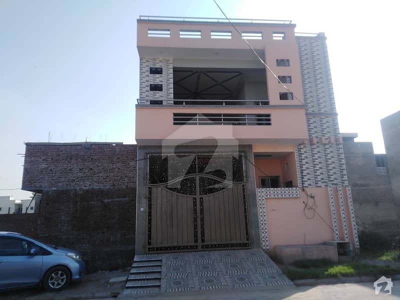 To Sale You Can Find Spacious House In Khayaban-e-Naveed