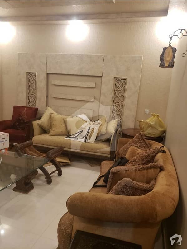 ڈی ایچ اے فیز 7 ڈی ایچ اے کراچی میں 4 کمروں کا 12 مرلہ مکان 6.5 کروڑ میں برائے فروخت۔
