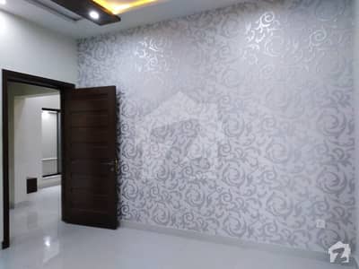 10 Marla House Ideally Situated In Wapda City - Block B 10 Marla House Ideally Situated In Wapda City - Block B