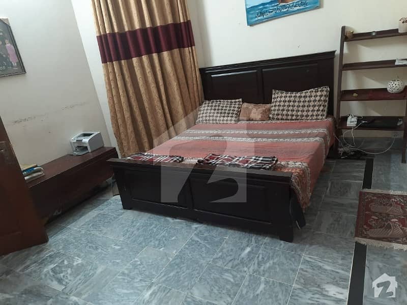 ایوب کالونی راولپنڈی میں 6 کمروں کا 10 مرلہ مکان 1.8 کروڑ میں برائے فروخت۔