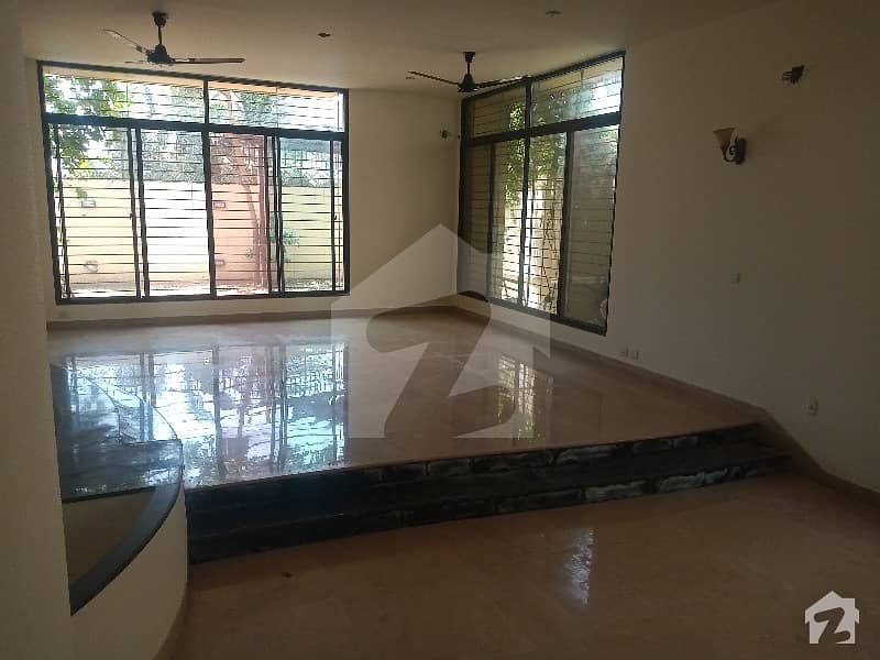 Dha Phase 6 500 Yard Bungalow For Rent