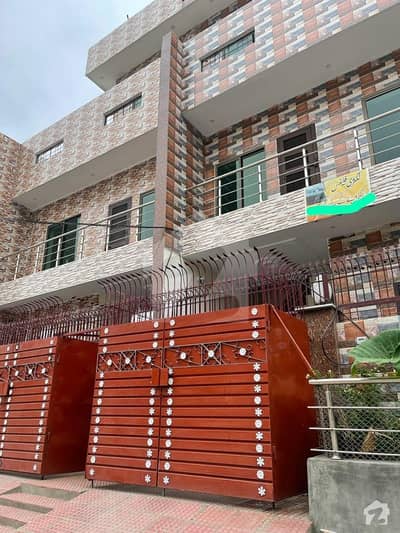 لیاقت آباد بکر منڈی روڈ فیصل آباد میں 2 کمروں کا 4 مرلہ بالائی پورشن 25 ہزار میں کرایہ پر دستیاب ہے۔