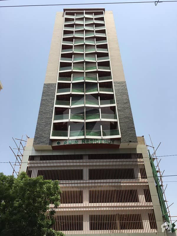 خالد بِن ولید روڈ کراچی میں 4 کمروں کا 10 مرلہ فلیٹ 3.6 کروڑ میں برائے فروخت۔