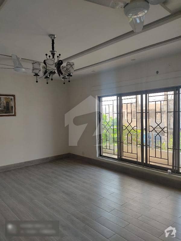 Brand New 1 Kanal Upper Portion With Drawing Room Vacant For Rent