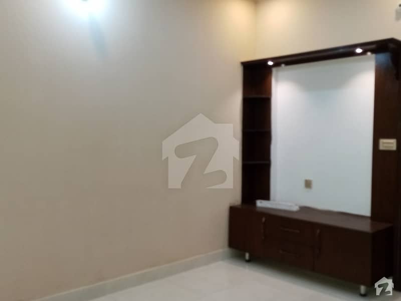 3.5 Marla House Available For Sale In Madina Town