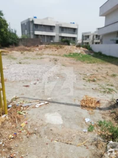 12 Marla Corner Plot For Sale In Media Town Islamabad