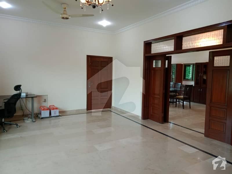 Beautiful House For Sale Available In F10 Islamabad
