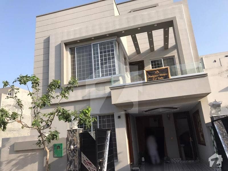 5 Marla Facing Park House For Sale In Jinnah Block Bahria Town Lahore