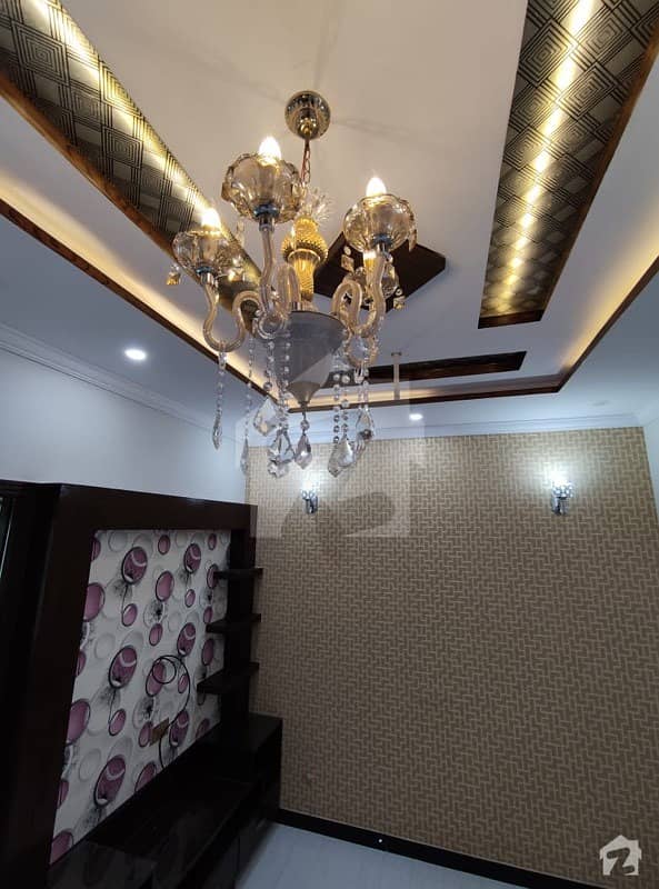 ایل ڈی اے ایوینیو ۔ بلاک ڈی ایل ڈی اے ایوینیو لاہور میں 2 کمروں کا 10 مرلہ زیریں پورشن 30 ہزار میں کرایہ پر دستیاب ہے۔