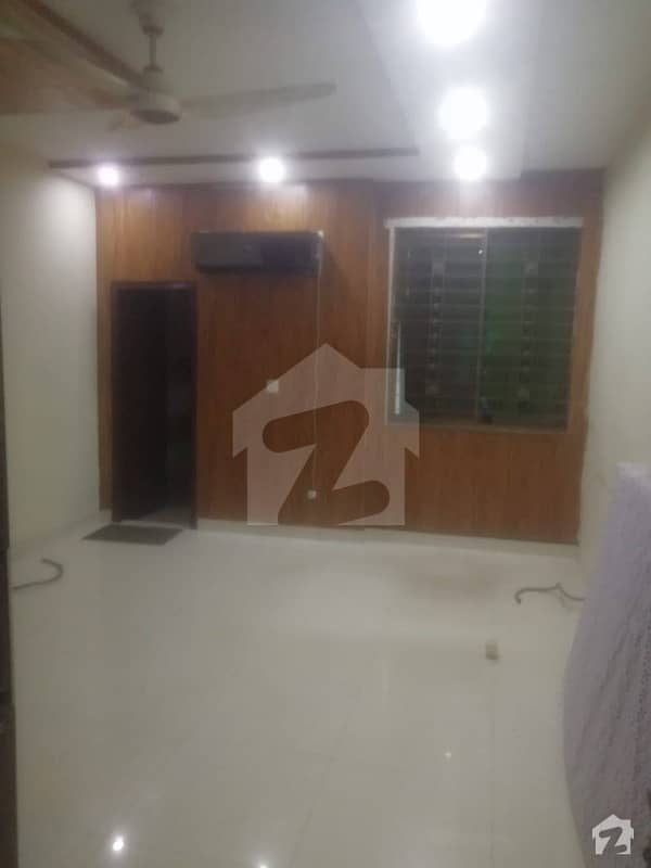 2 Bed Upper Portion For Office Rent