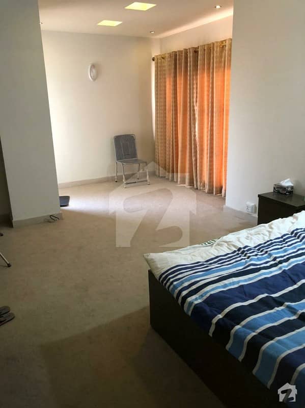 بحریہ ٹاؤن ۔ سفاری ولاز 3 بحریہ ٹاؤن راولپنڈی راولپنڈی میں 2 کمروں کا 7 مرلہ فلیٹ 1.9 کروڑ میں برائے فروخت۔