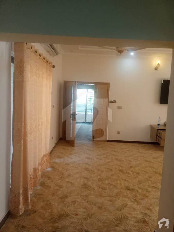 Beautiful 3 Bed Upper Portion Available For Rent In Dha Phase 2