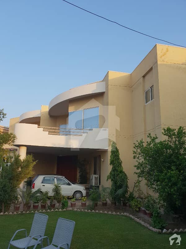 35 Marla Luxury Double Storey House For Sale