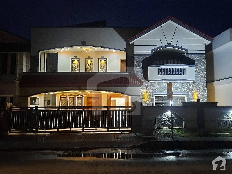 Brand New 1 Kanal Luxury House For Sale