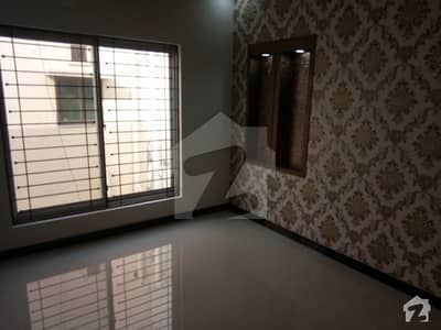Flat Of 900  Square Feet In Chinar Bagh For Rent