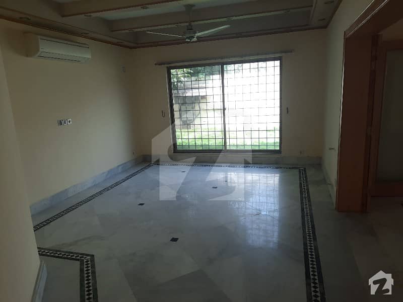 Affordable House Available For Rent In F-7 Affordable House Available For Rent In F-7