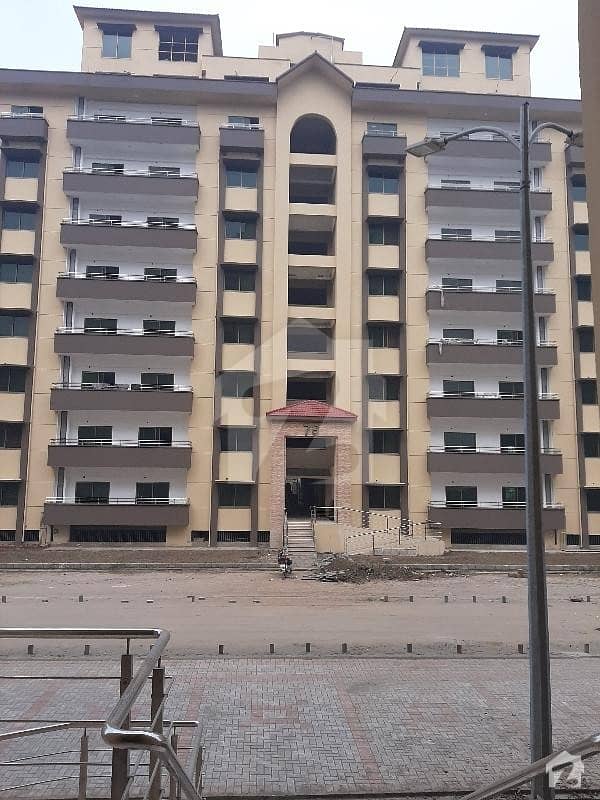 In Askari 10 Marla Flat For Sale In Askari 10 Marla Flat For Sale