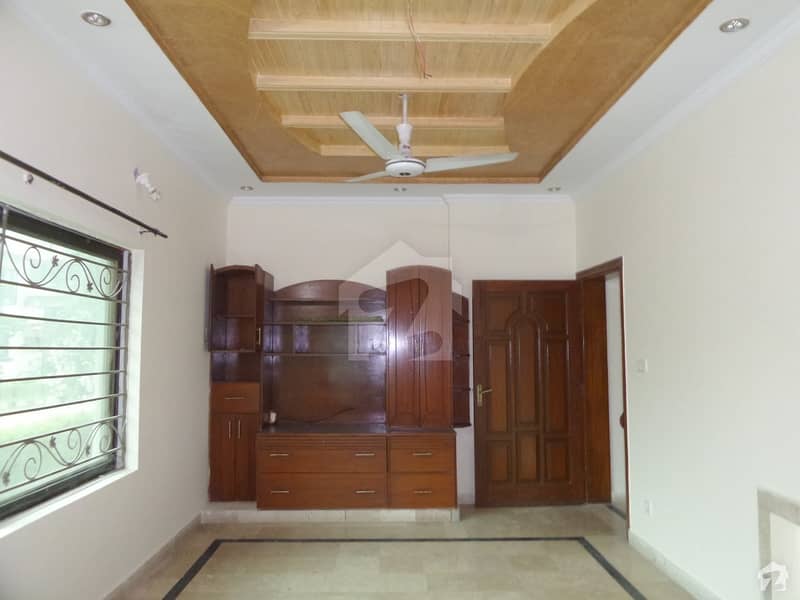 H-13 1125 Square Feet House Up For Sale