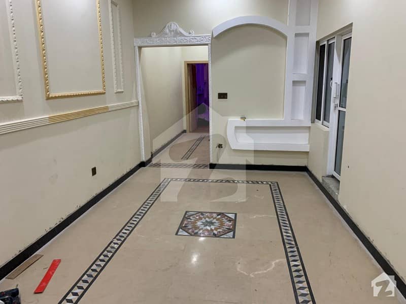 بنی گالہ اسلام آباد میں 7 کمروں کا 7 مرلہ مکان 1.6 کروڑ میں برائے فروخت۔