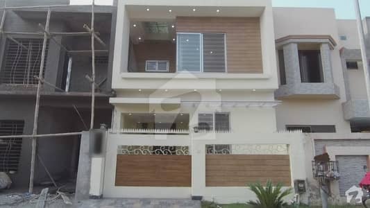 Maryam Property Offers 5 Marla Beautiful Design Fully Basement House In Paragon City Woods Block Maryam Property Offers 5 Marla Beautiful Design Fully Basement House In Paragon City Woods Block