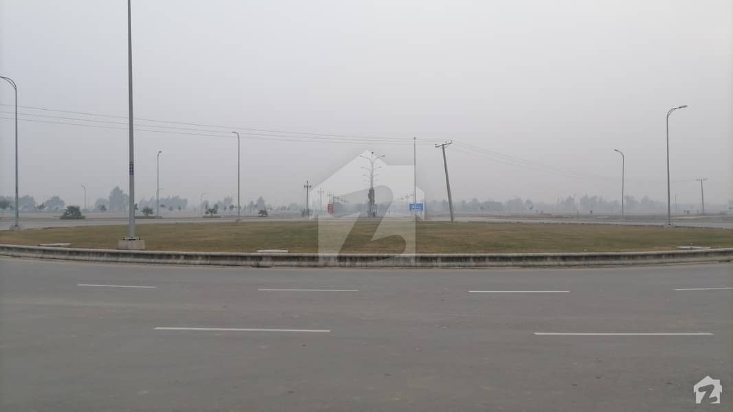 Possession paid Plot is available in Phase 4 bahria orchard Lahore at Brilliant location