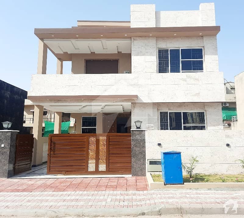Bahria Town Phase 3   10 Marla  Brand New House For Sale