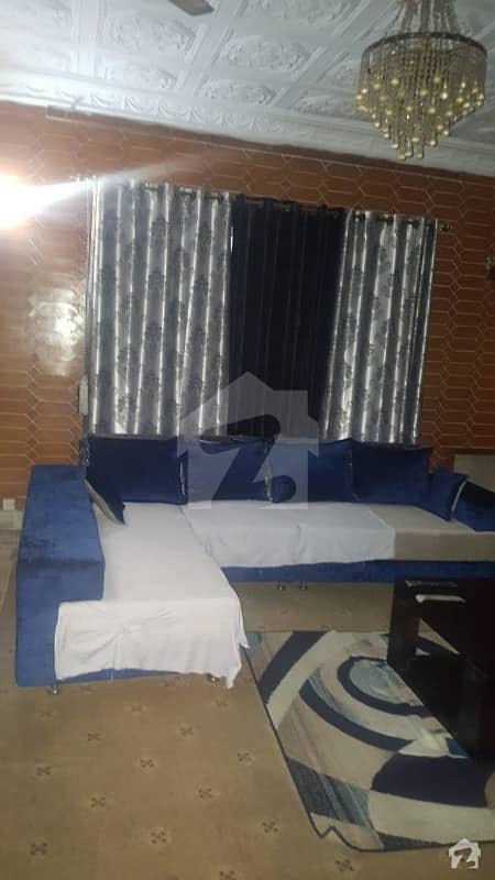 ماڈل ٹاؤن ۔ بلاک ایم ماڈل ٹاؤن لاہور میں 4 کمروں کا 10 مرلہ مکان 2.8 کروڑ میں برائے فروخت۔