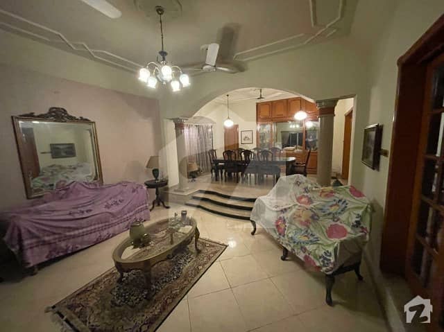 ماڈل ٹاؤن ۔ بلاک ڈی ماڈل ٹاؤن لاہور میں 5 کمروں کا 1.5 کنال مکان 11.75 کروڑ میں برائے فروخت۔