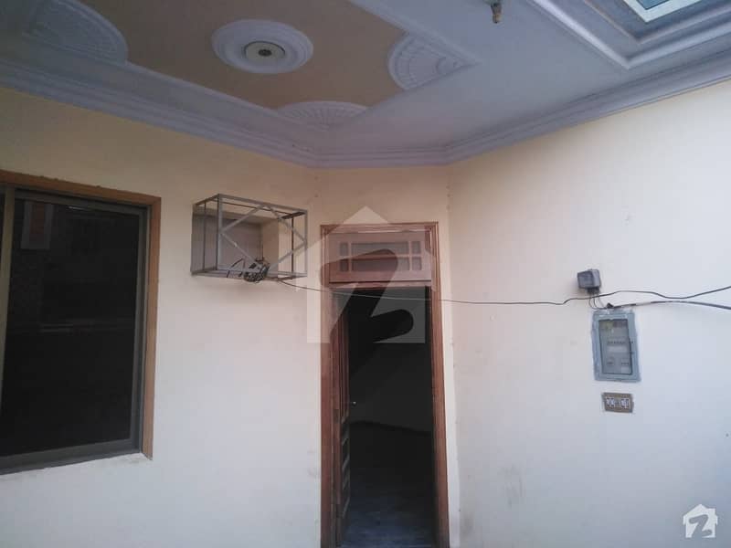 5 Marla House Available In Hayatabad For Sale