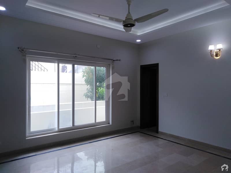 F7 Top Class Fully Renovated House, Available For Rent