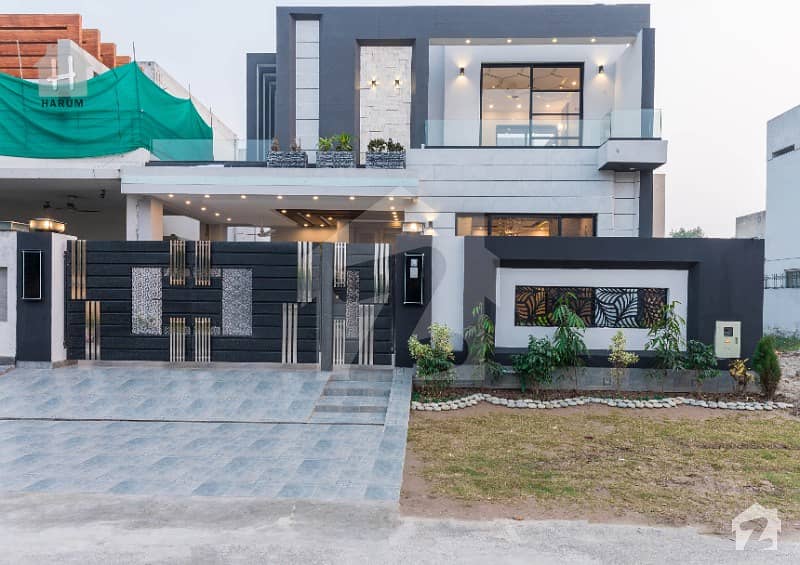 A Brand New Modern Design Palace For Sale