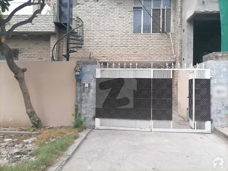 10 Marla House For Sale In Rs 18,500,000 Only