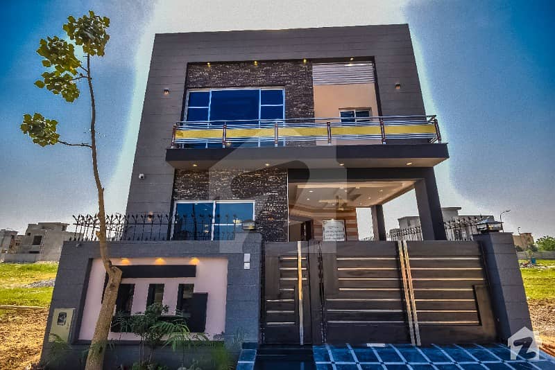 5 MARLA BRAND NEW LUXURY HOUSE FOR SALE IN DHA 9 TOWN