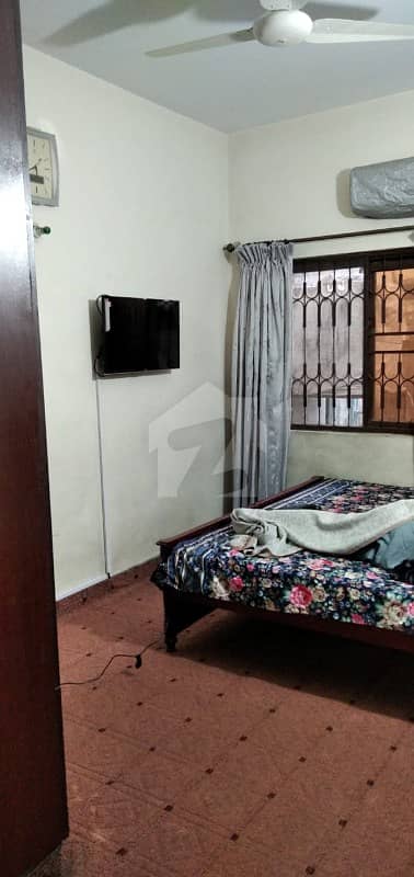 ماڈل ٹاؤن ۔ بلاک آر ماڈل ٹاؤن لاہور میں 5 کمروں کا 5 مرلہ مکان 1.45 کروڑ میں برائے فروخت۔