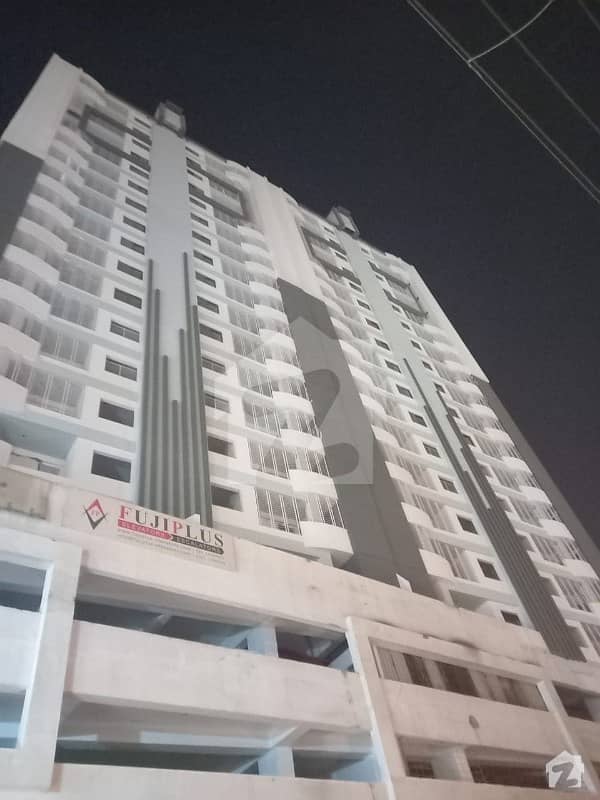 ڈیفینس ویو سوسائٹی کراچی میں 3 کمروں کا 8 مرلہ فلیٹ 1.75 کروڑ میں برائے فروخت۔