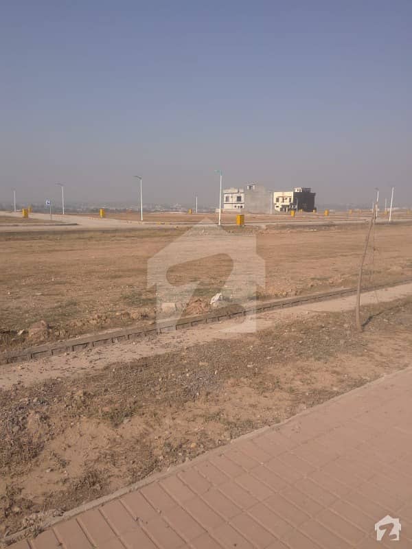 10 Marla residential plot fro sale is available in block H