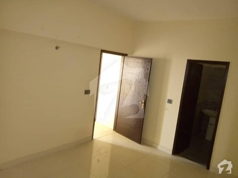 Flat For Sale Block 8 Fb Area 3 Bed Dd Al Khaleej Tower